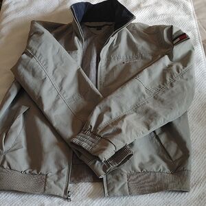 Tommy Hilfiger Men's Olive Windbreaker